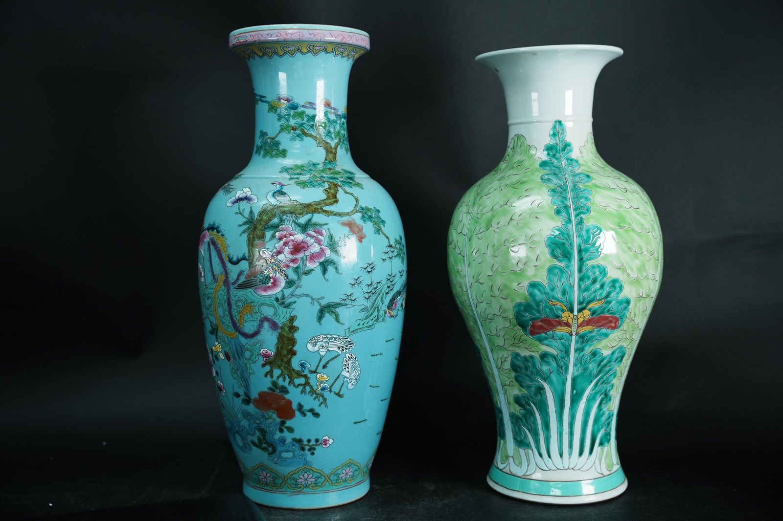 2 pcs Chinese fancy vase (1 of 7)