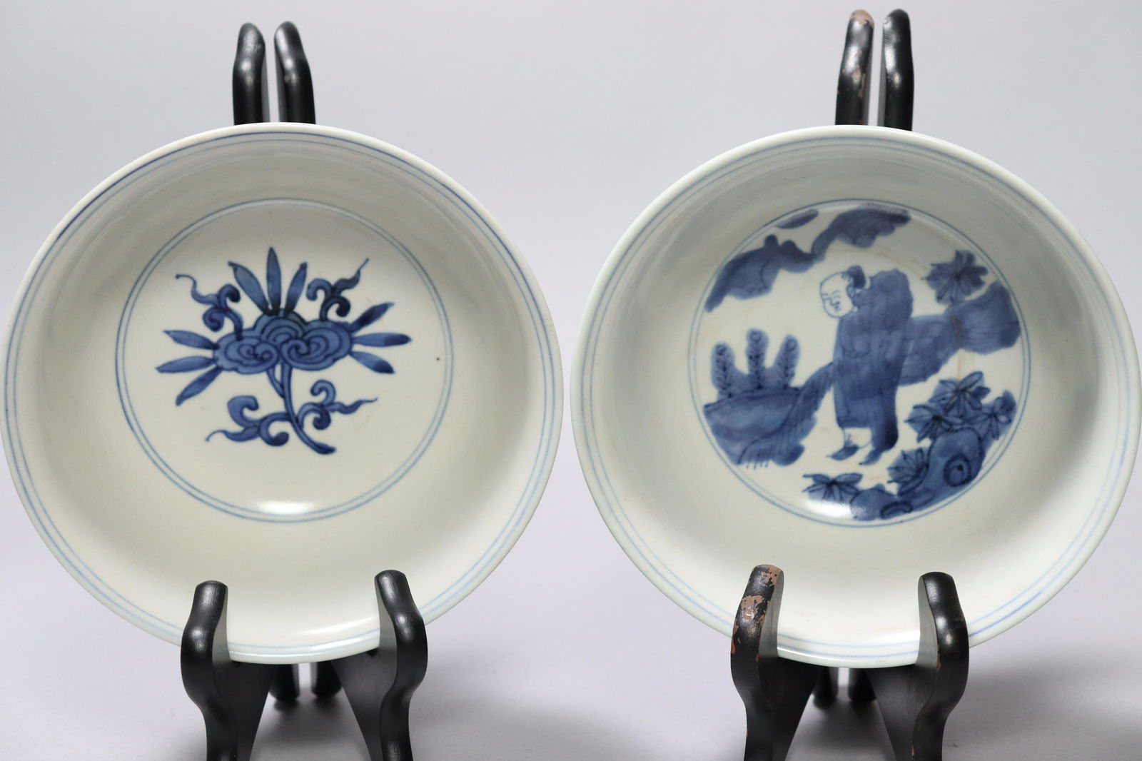 2 pcs Chinese large b/w bowl (1 of 7)