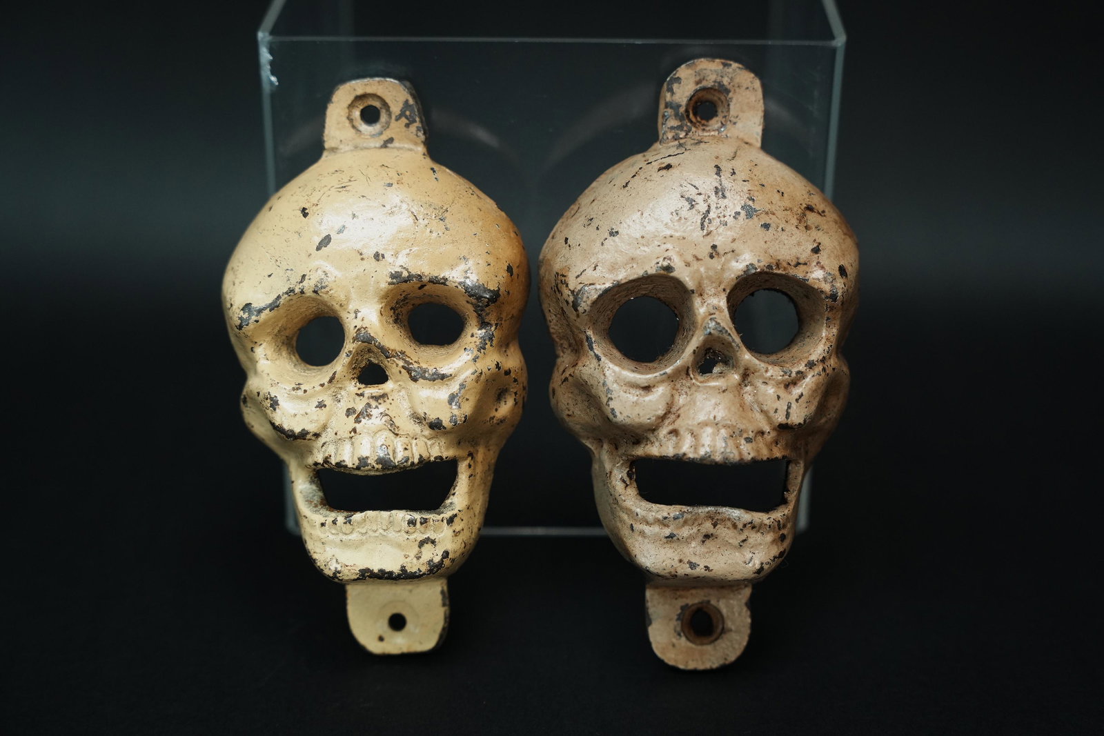 2 pcs cast iron bottle opener (1 of 7)