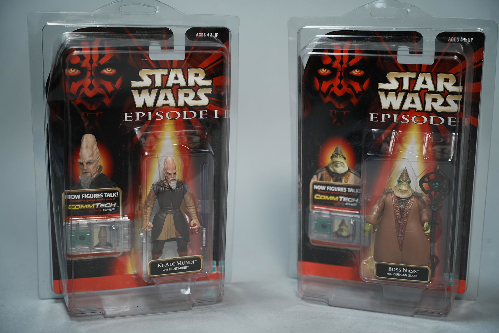 2 pcs Star Wars action figures (1 of 7)
