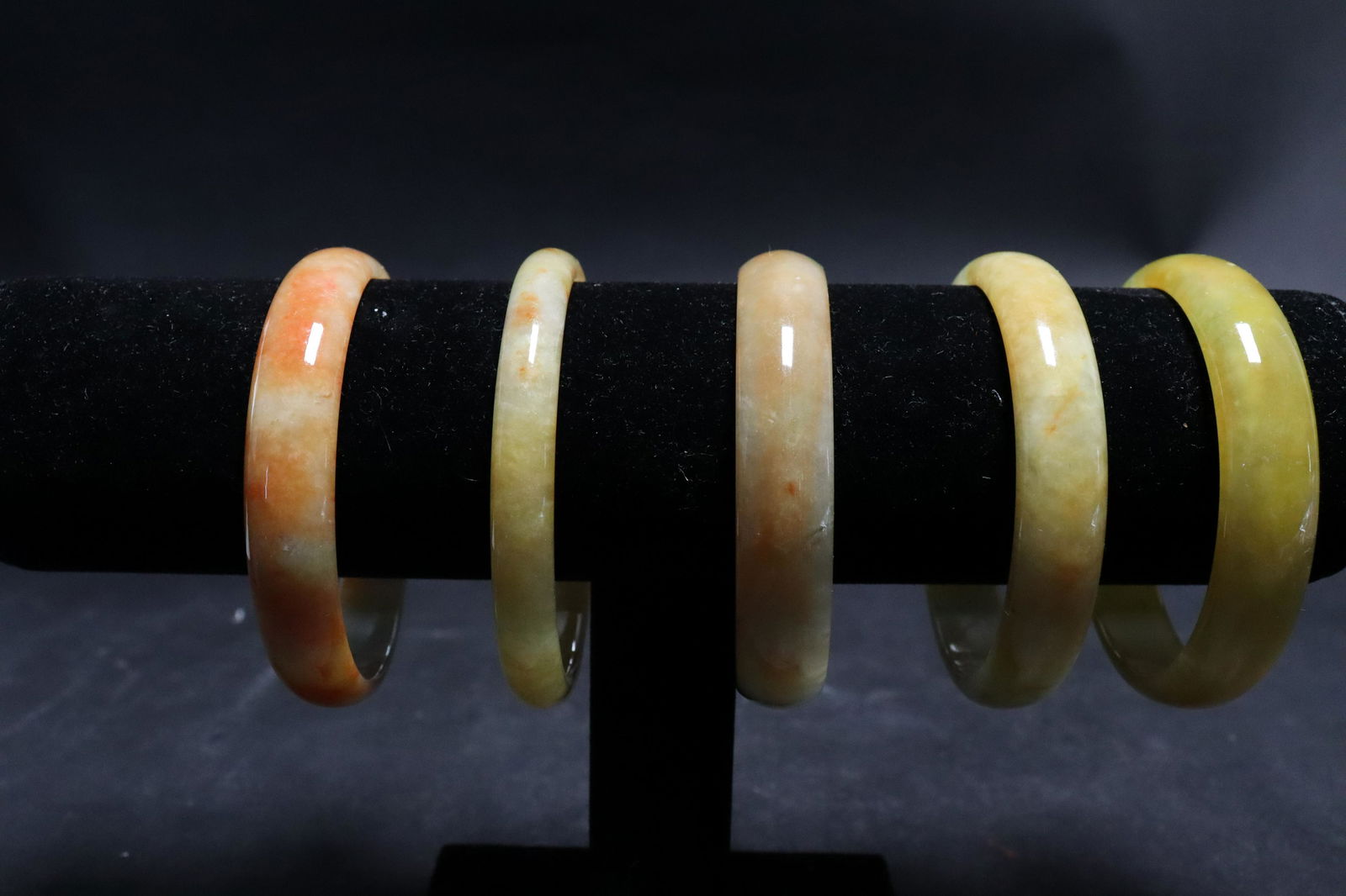 5 pcs Chinese jadeite bangles (1 of 6)