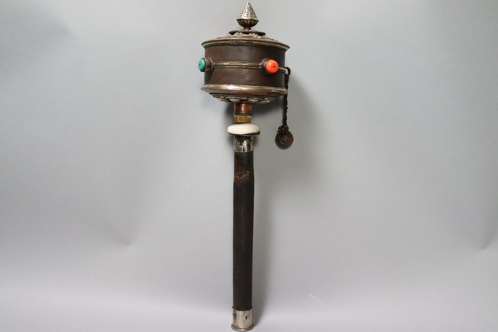 Tibetan praying wheel (1 of 7)