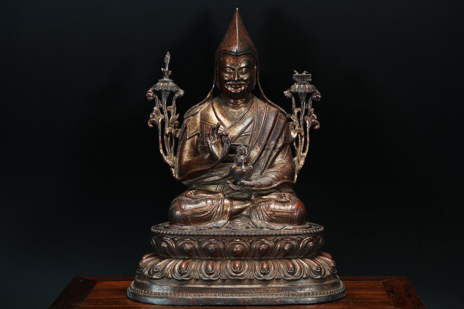 Tibetan bronze buddha (1 of 7)