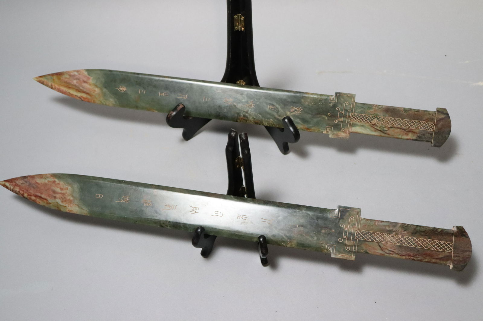 2 pcs Chinese jade swords (1 of 7)