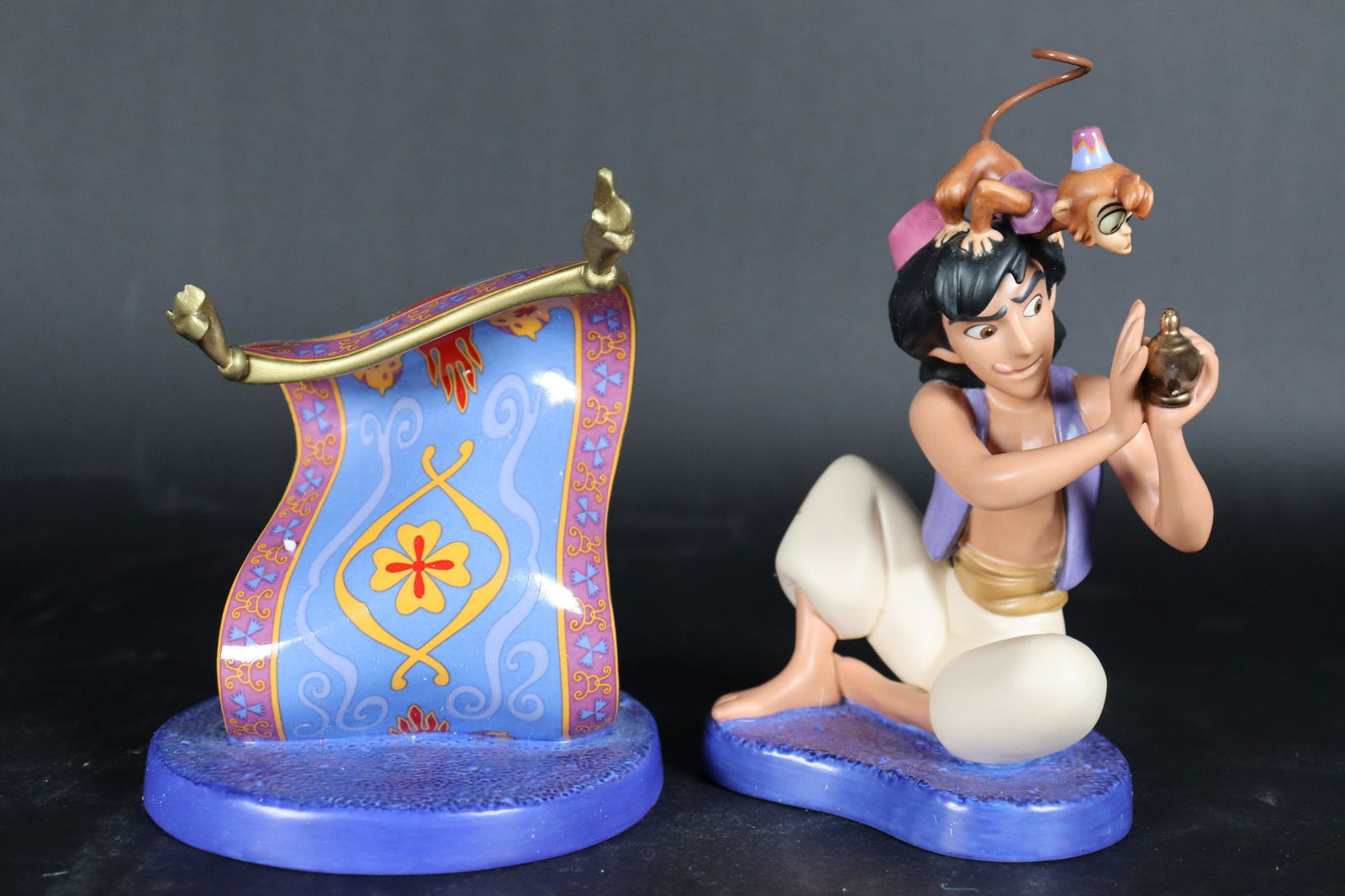 Aladdin WDC figurine (1 of 7)