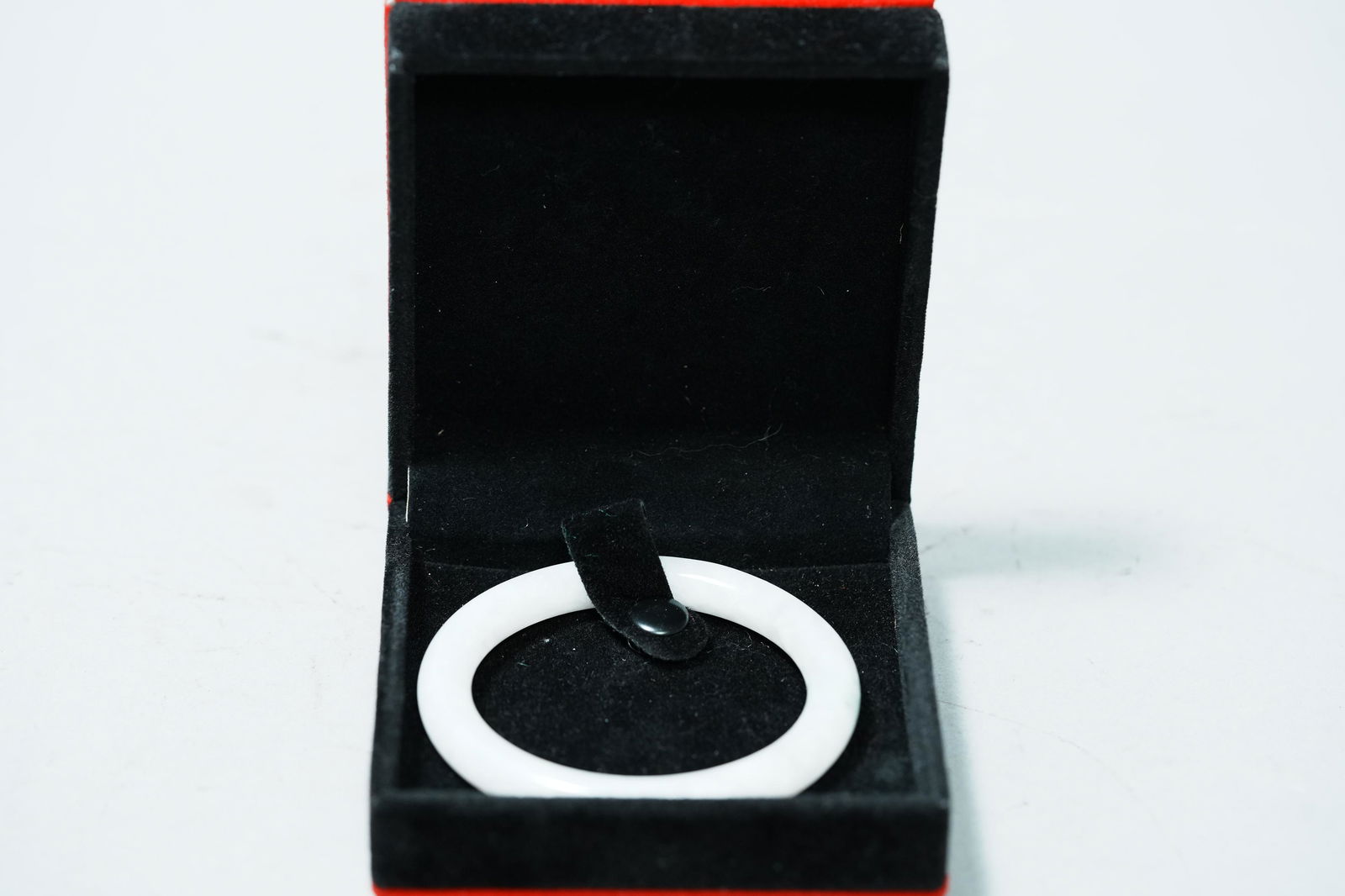 Chinese fine jadeite bangle (1 of 7)