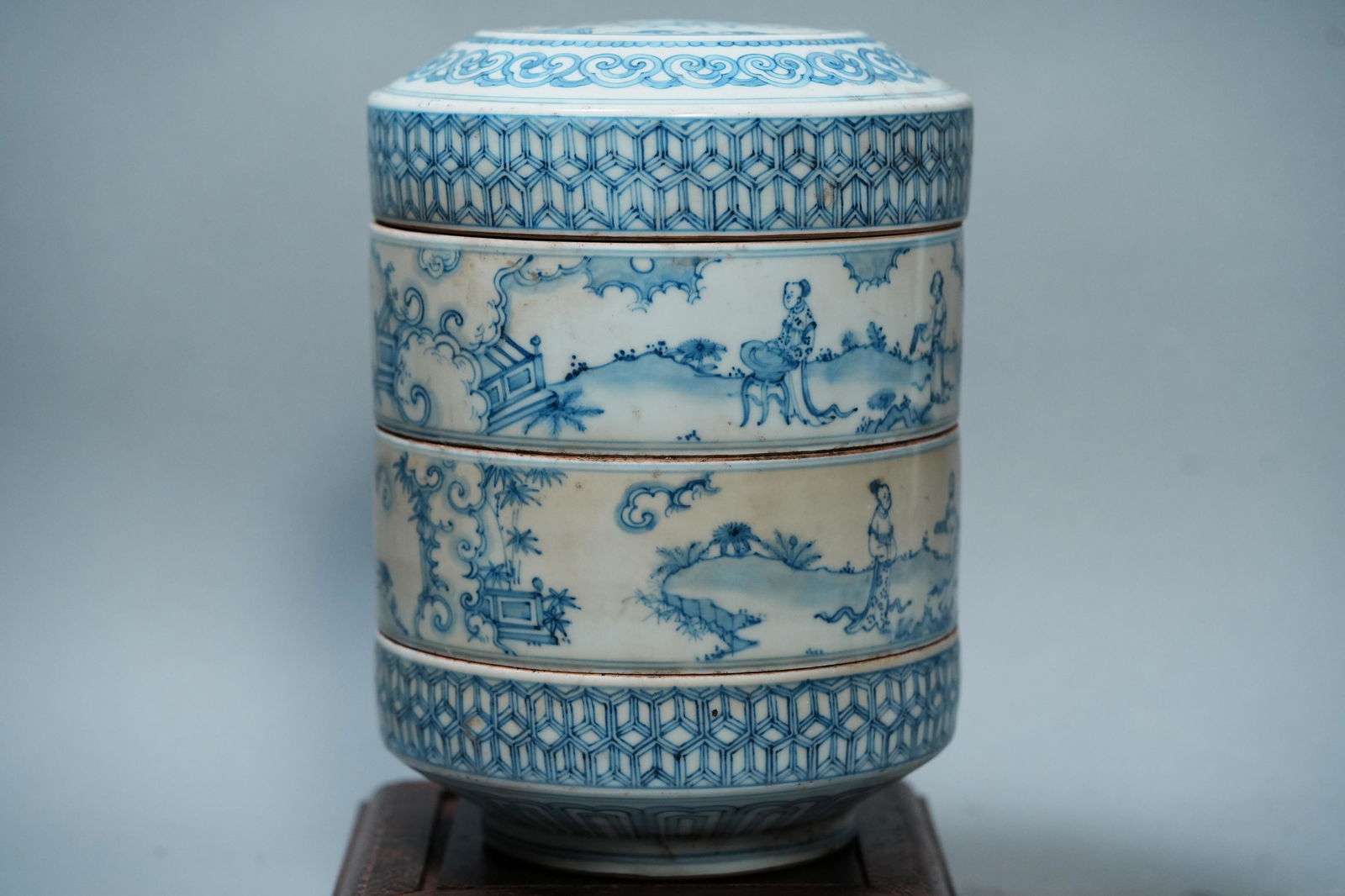 Chinese tall b/w box (1 of 7)