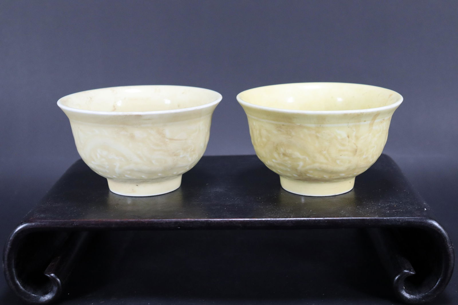 2 pcs Chinese bowls (1 of 7)