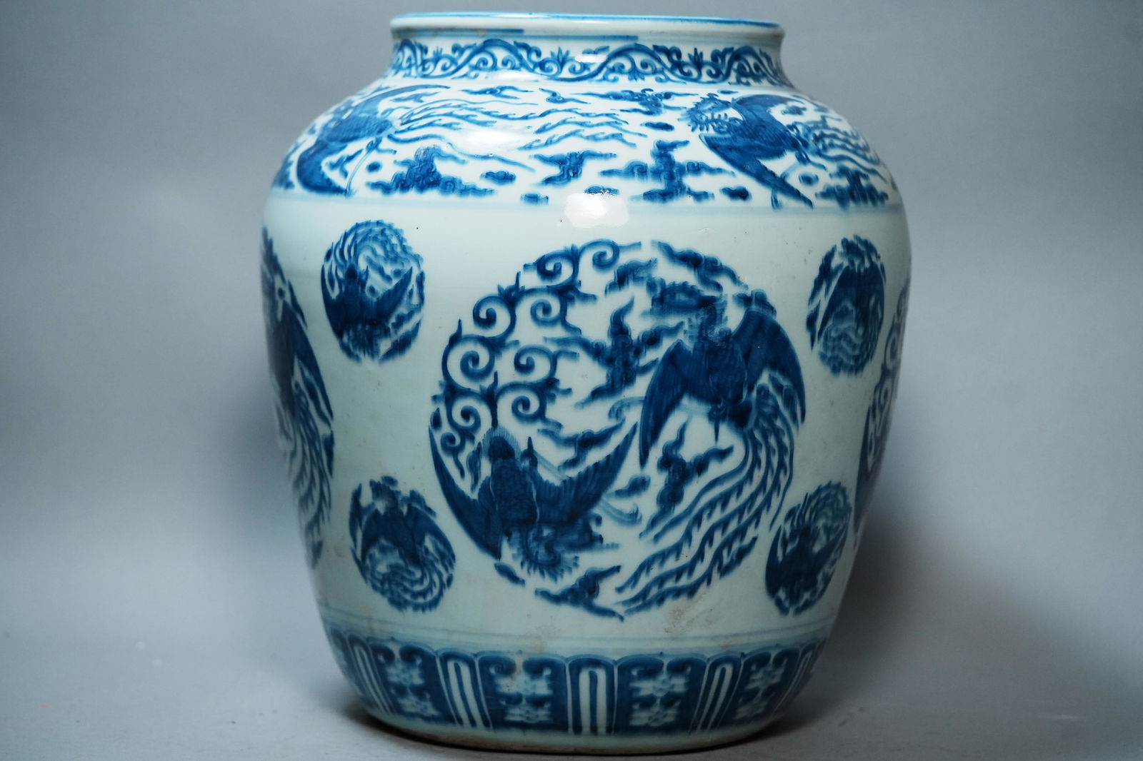 Chinese large b/w jar (1 of 7)