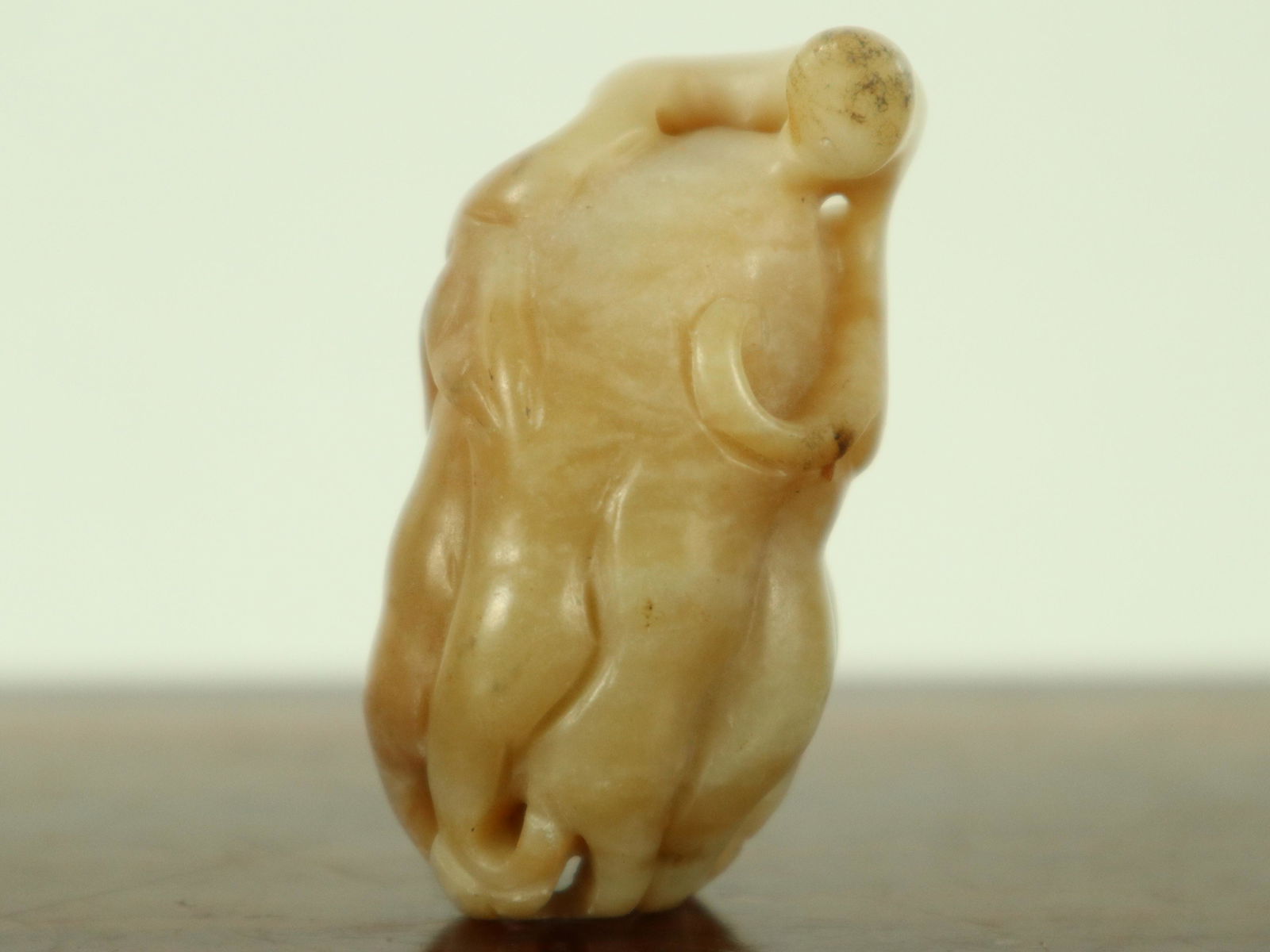 Chinese fine jade ornament (1 of 6)
