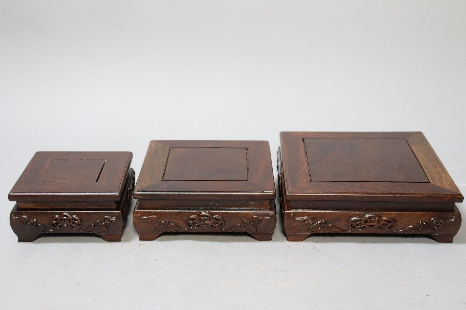 3 pcs Chinese wooden stand (1 of 7)