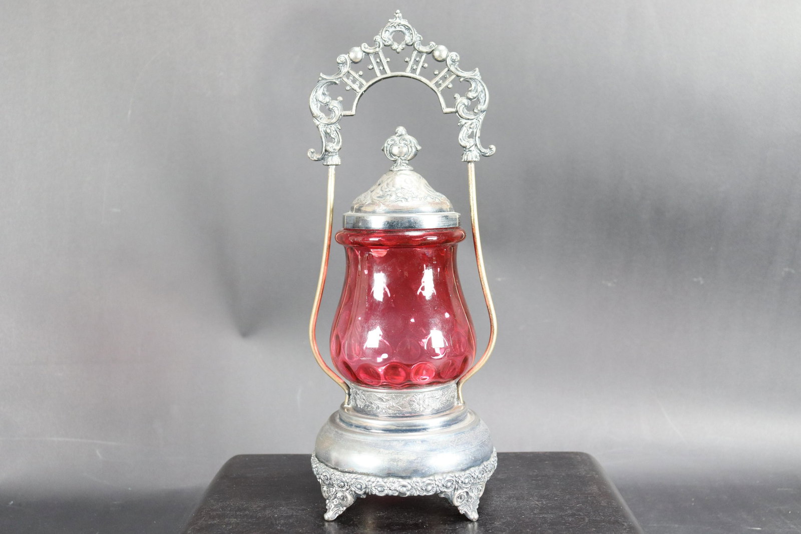 Vintage fine plated pickle caster: A fine vintage plated pickle caster. H: 7.25" x W: 3.75."