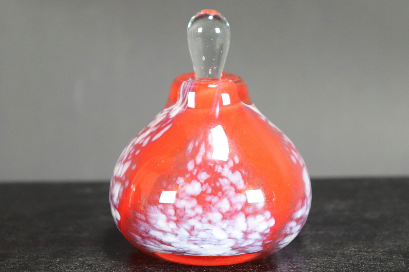 Crystal fine perfume bottle (1 of 7)