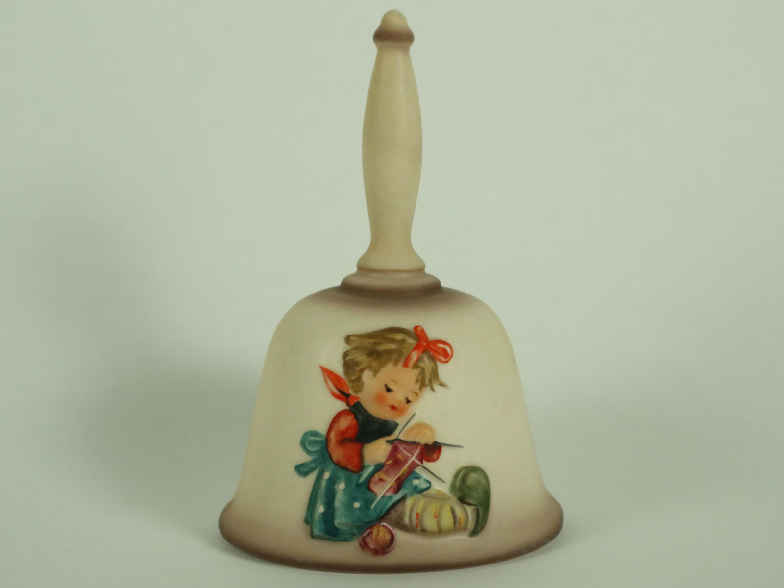 Hummel fine bell (1 of 6)