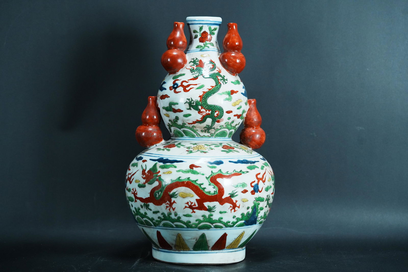 Chinese gourd vase (1 of 7)