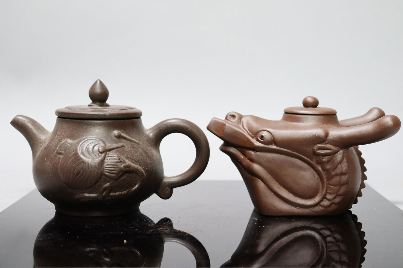 2 pcs Chinese clay teapot (1 of 7)