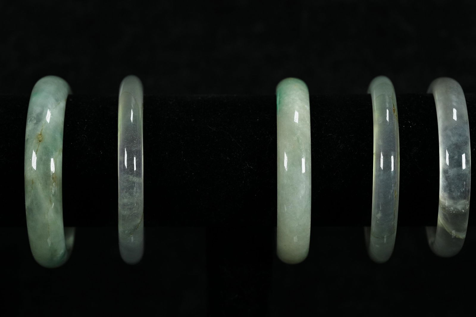 5 pcs Chinese jadeite bangles (1 of 7)