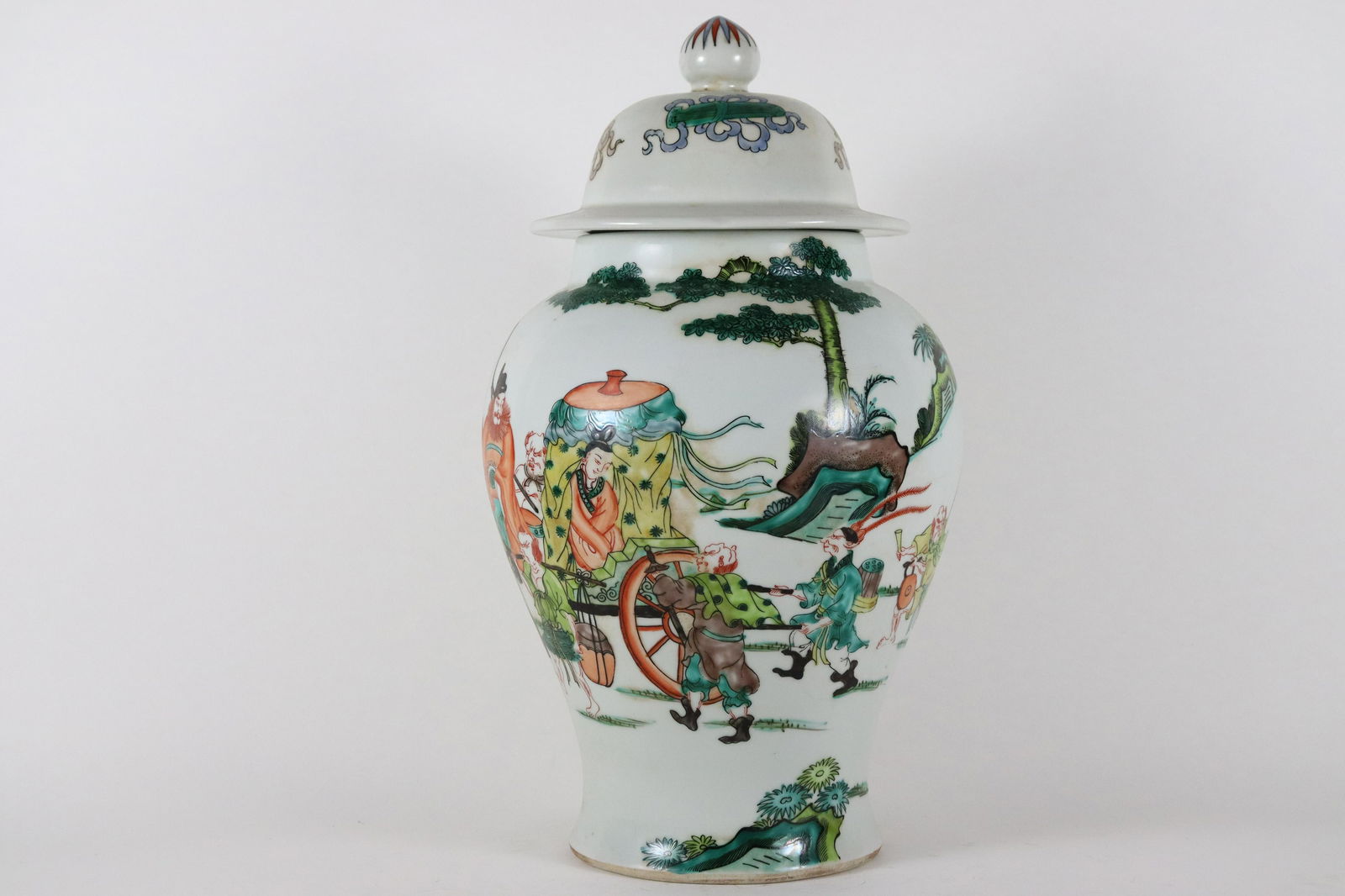 Chinese large lidded jar (1 of 7)