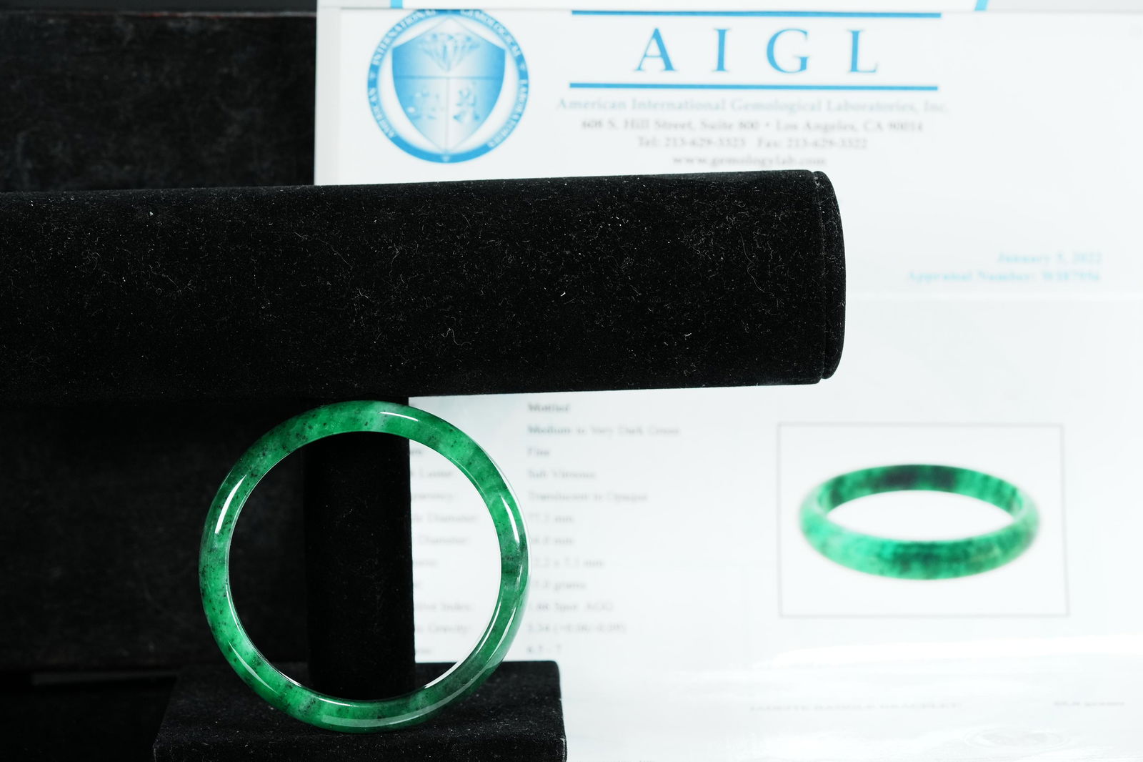 Chinese jadeite bangle (1 of 6)