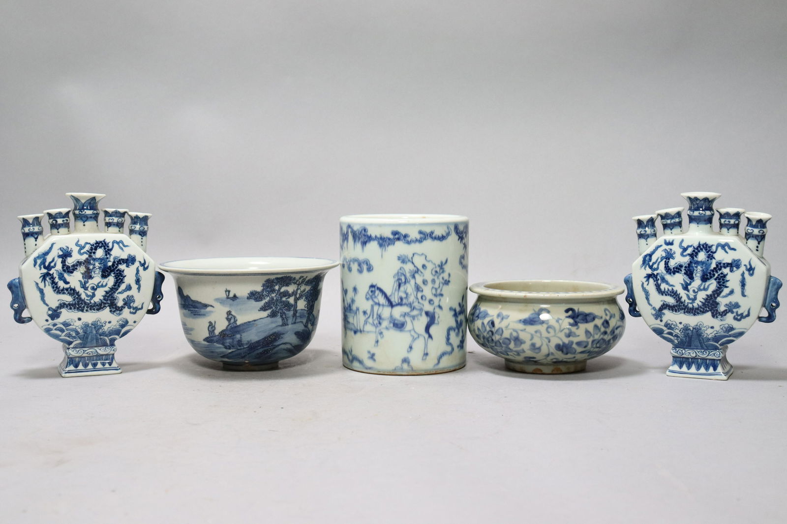 5 pcs Chinese b/w items (1 of 8)