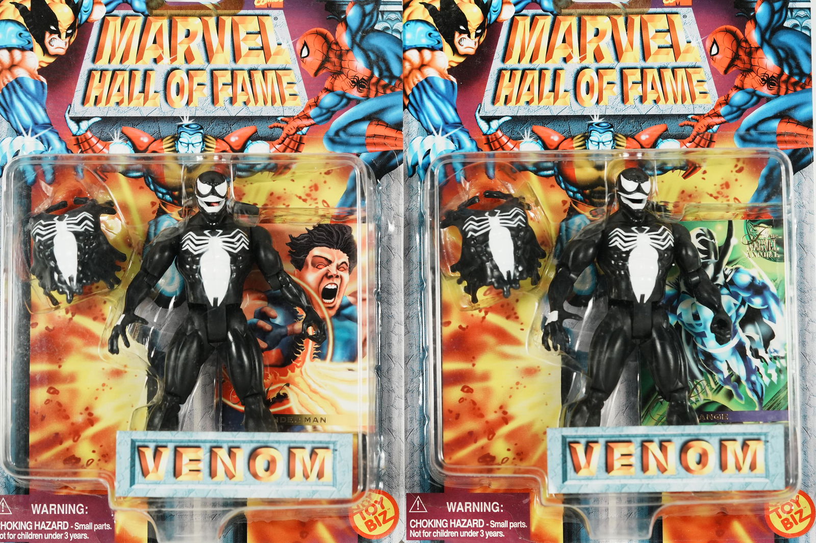 2 pcs Marvel action figures (1 of 6)