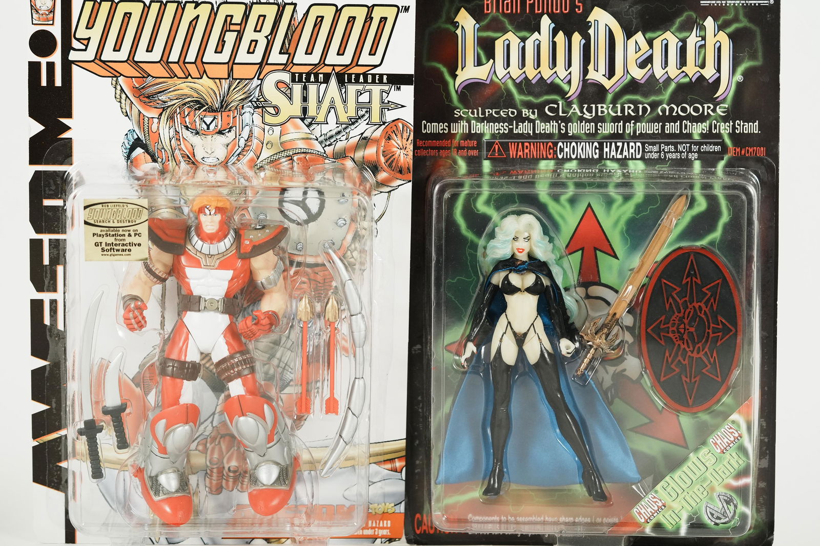 2 pcs fine action figures (1 of 6)