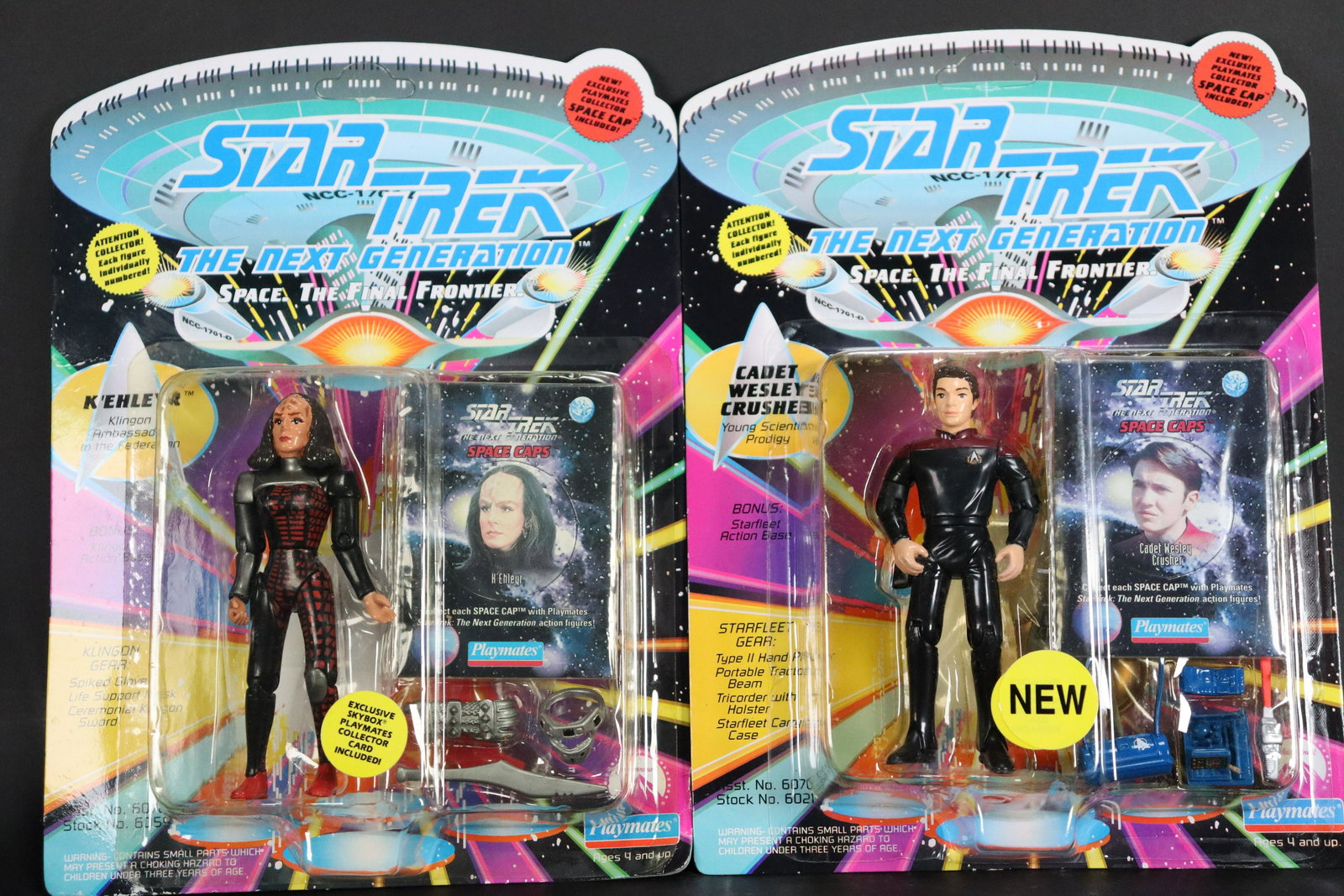 2 pcs Star Trek action figures (1 of 7)