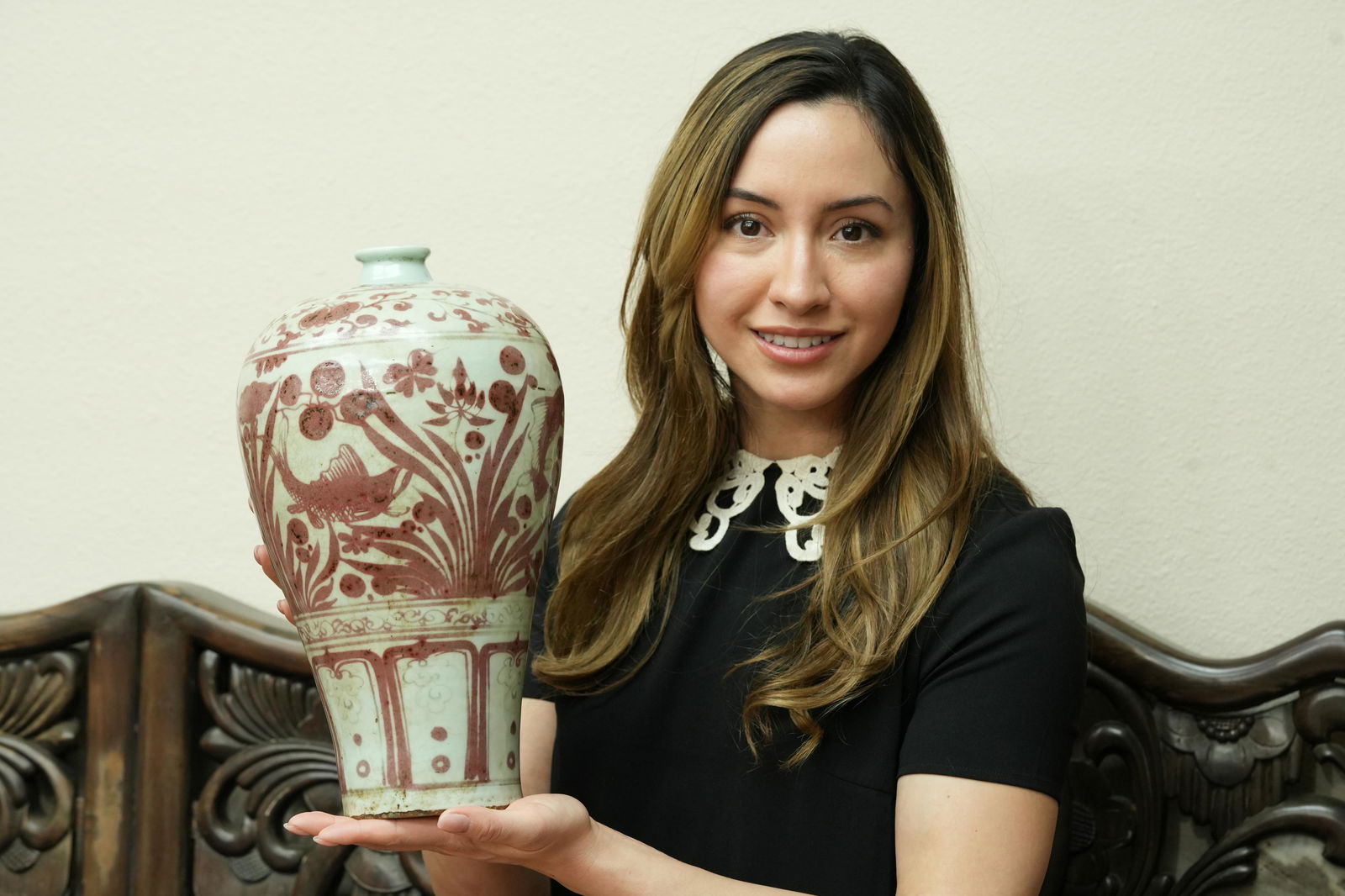 Chinese fine copper red vase (1 of 8)