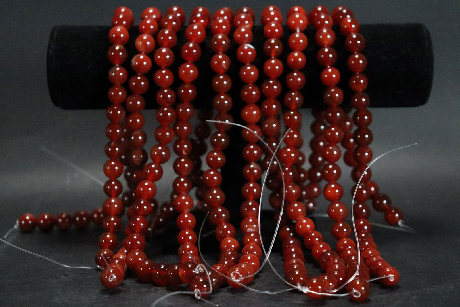 Lots of Chinese agate necklaces (1 of 7)