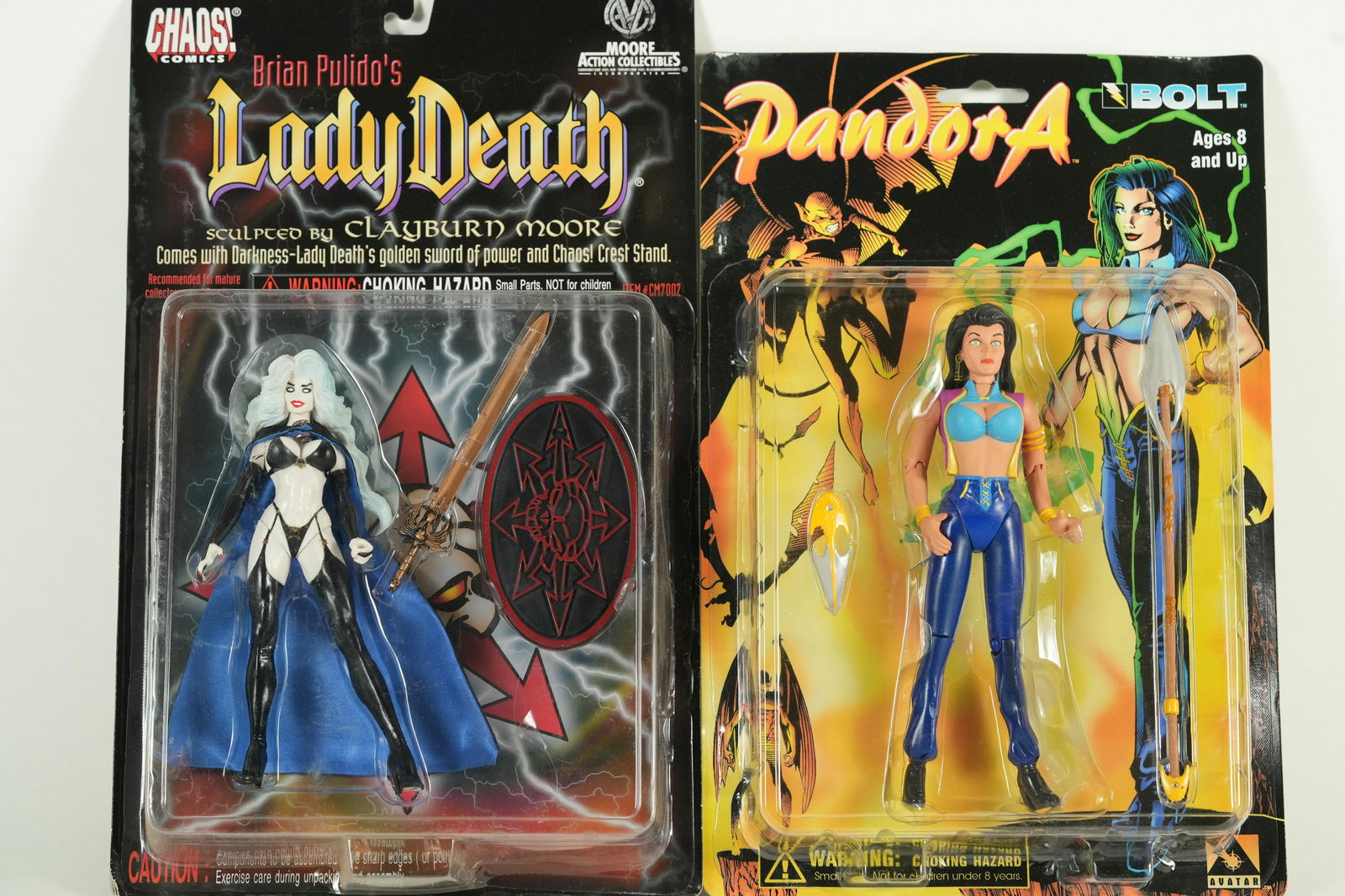 2 pcs vintage figures (1 of 6)