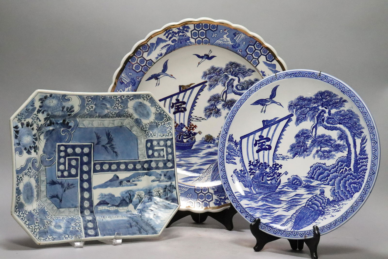 3 pcs Chinese b/w items (1 of 7)