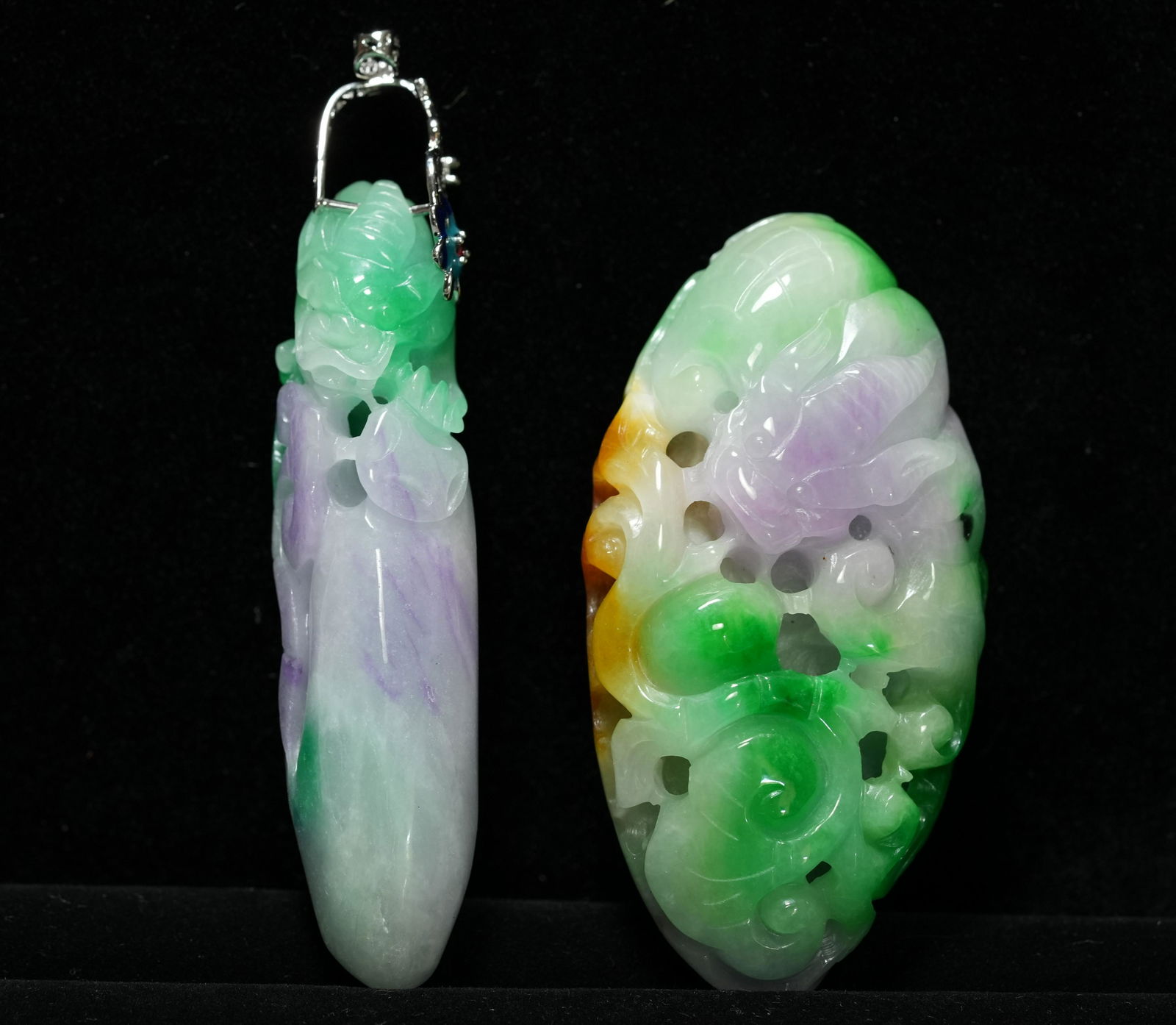 2 pcs Chinese jadeite items (1 of 6)