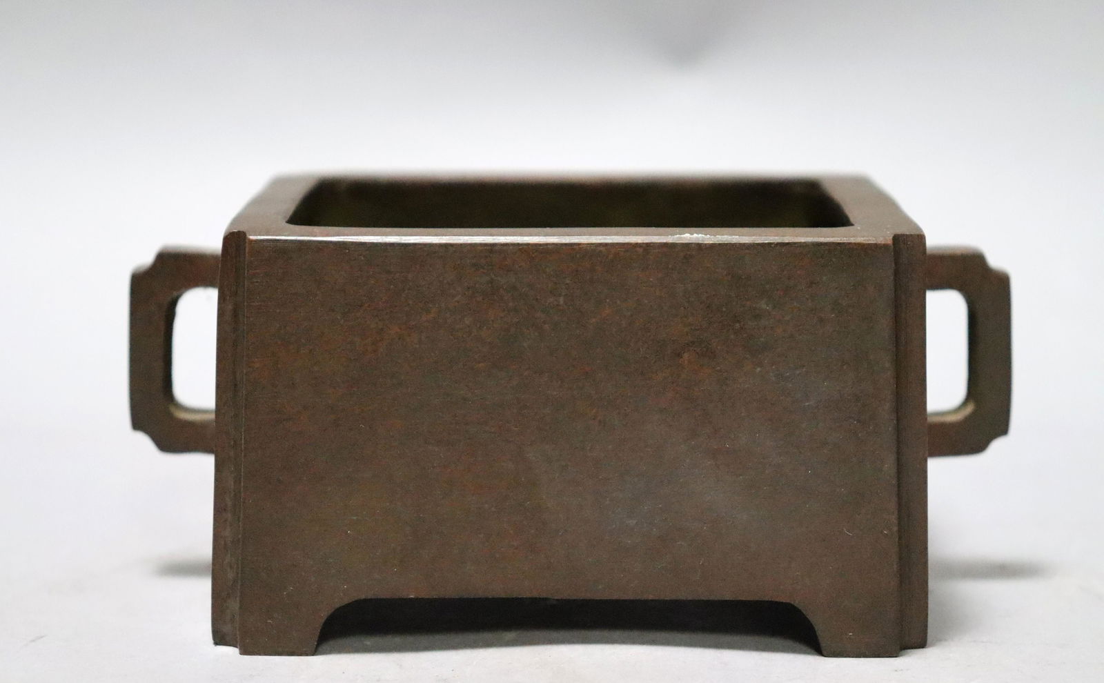 Chinese fine heavy censer (1 of 7)