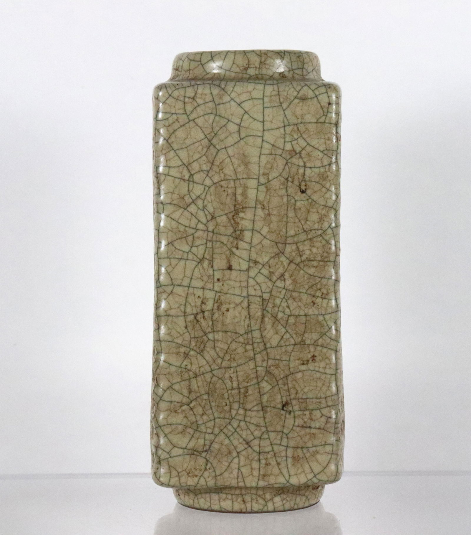 Chinese crackled square vase (1 of 6)
