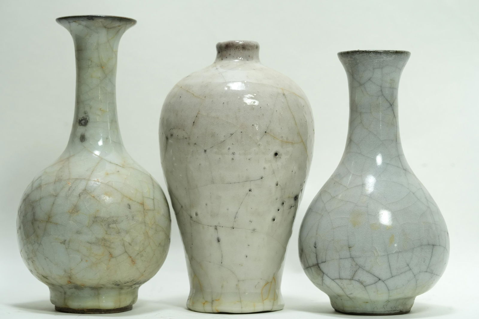 3 pcs Chinese crackled vase (1 of 7)