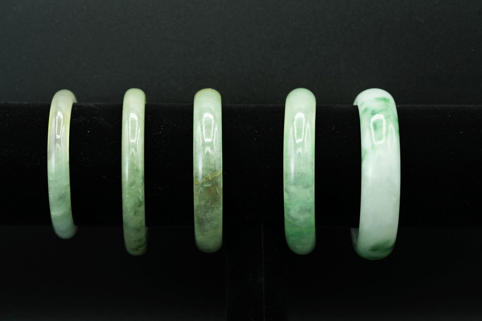 5 pcs Chinese jadeite bangles (1 of 7)