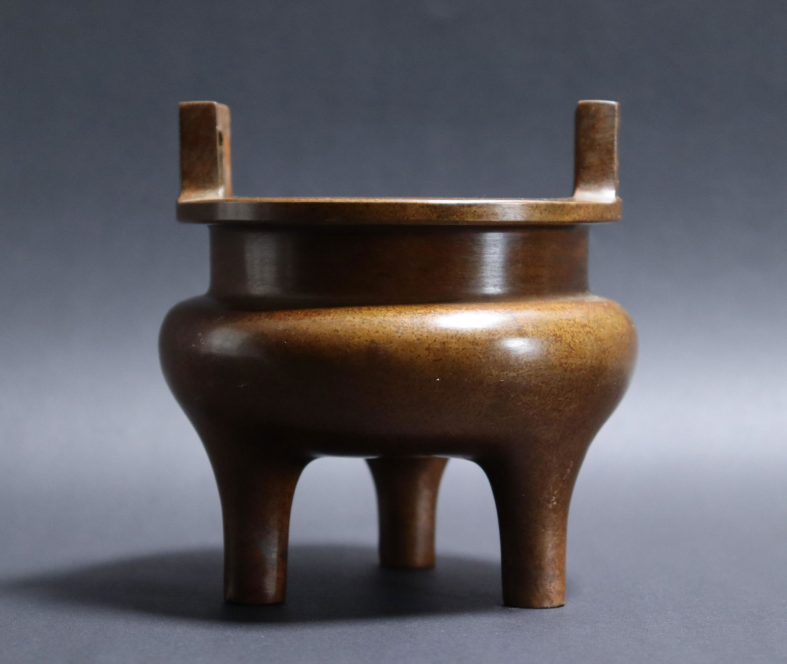 Chinese heavy bronze censer (1 of 7)