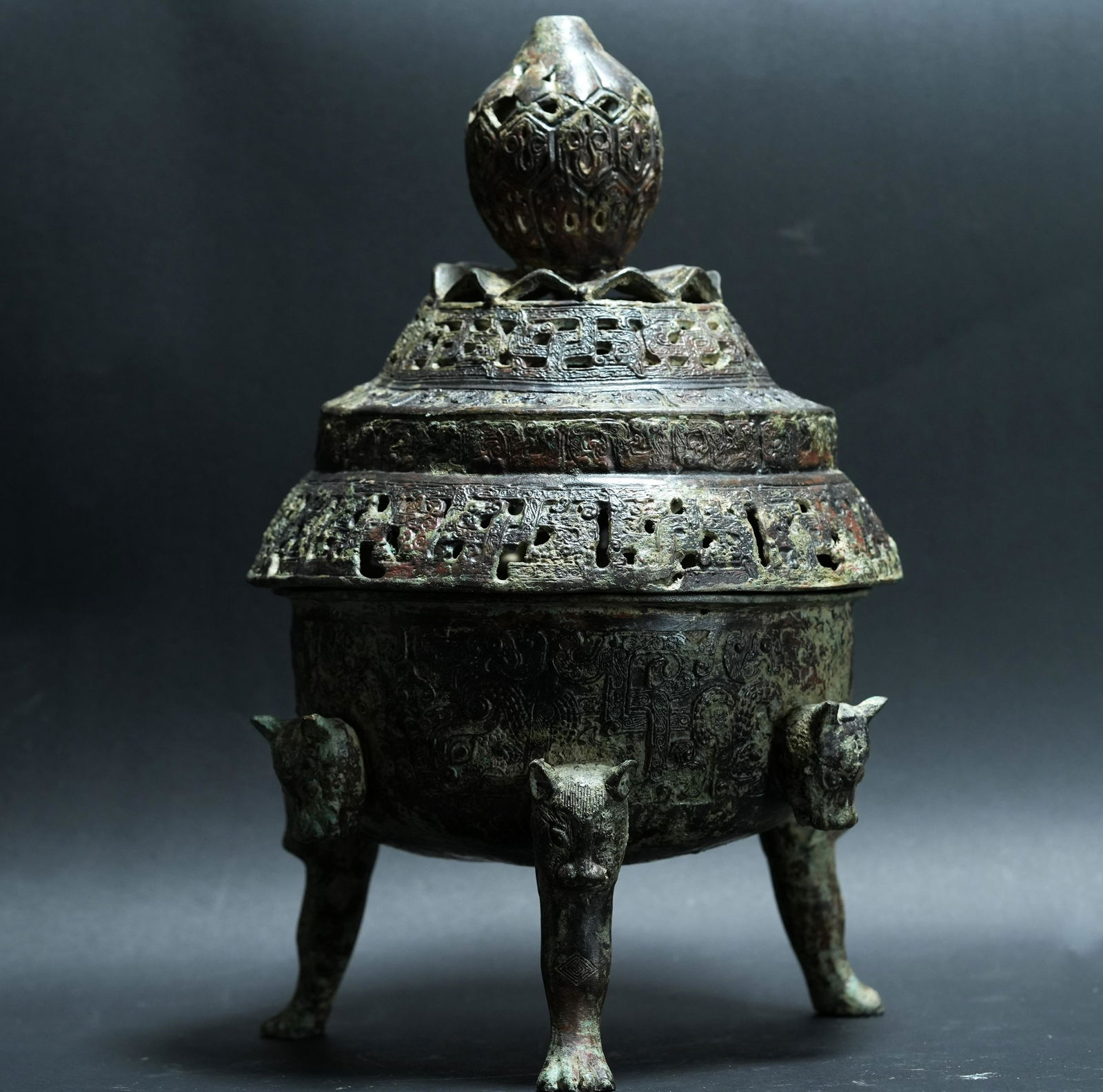 Chinese archaic censer (1 of 7)
