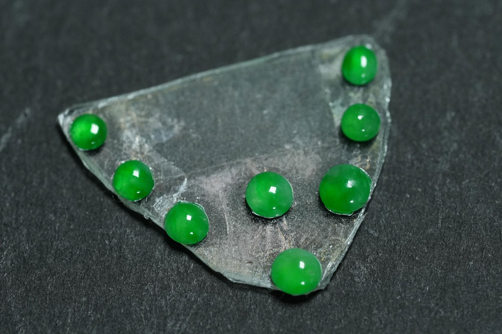 8 pcs Chinese jadeite (1 of 3)