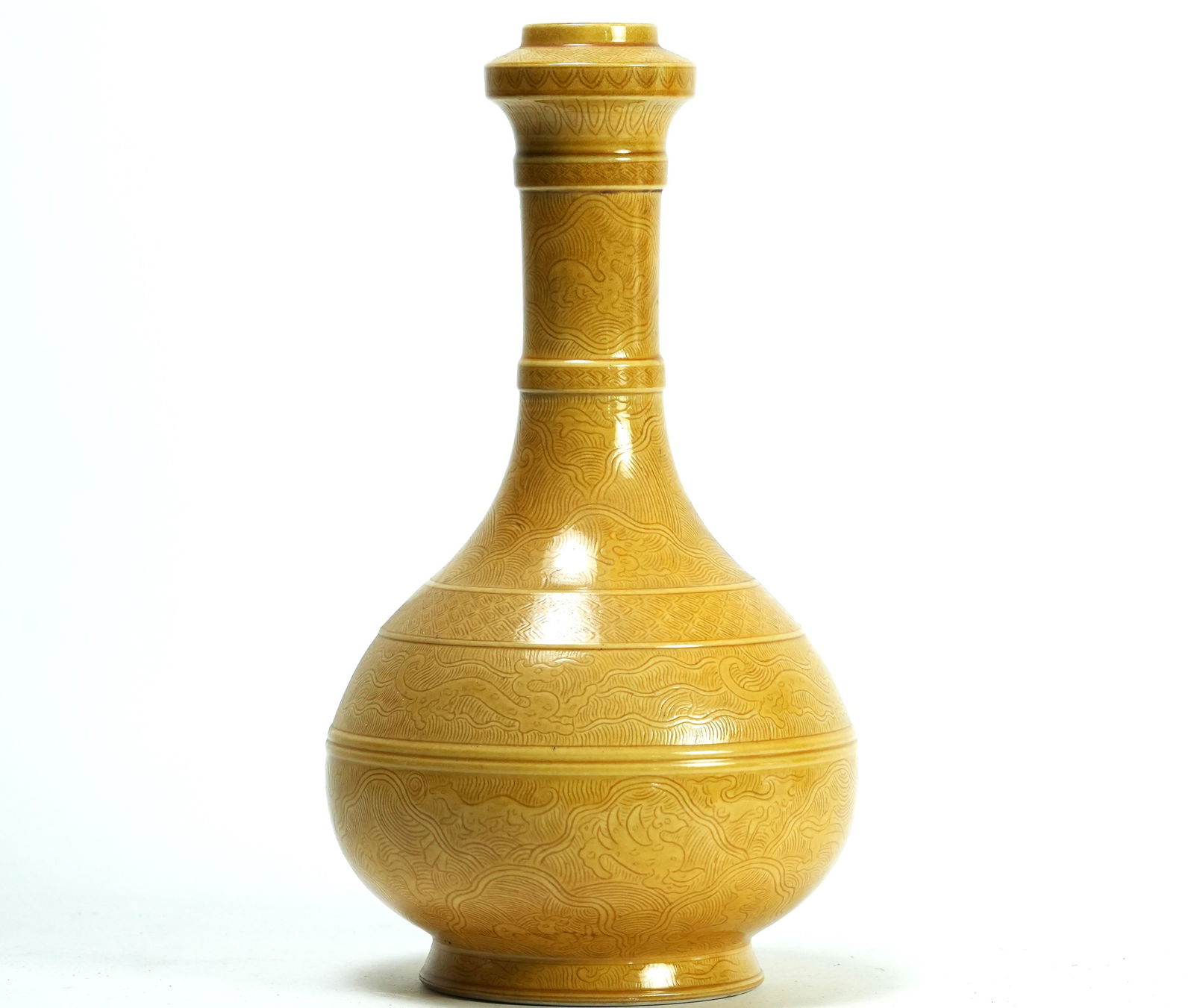 Chinese fine yellow vase (1 of 6)