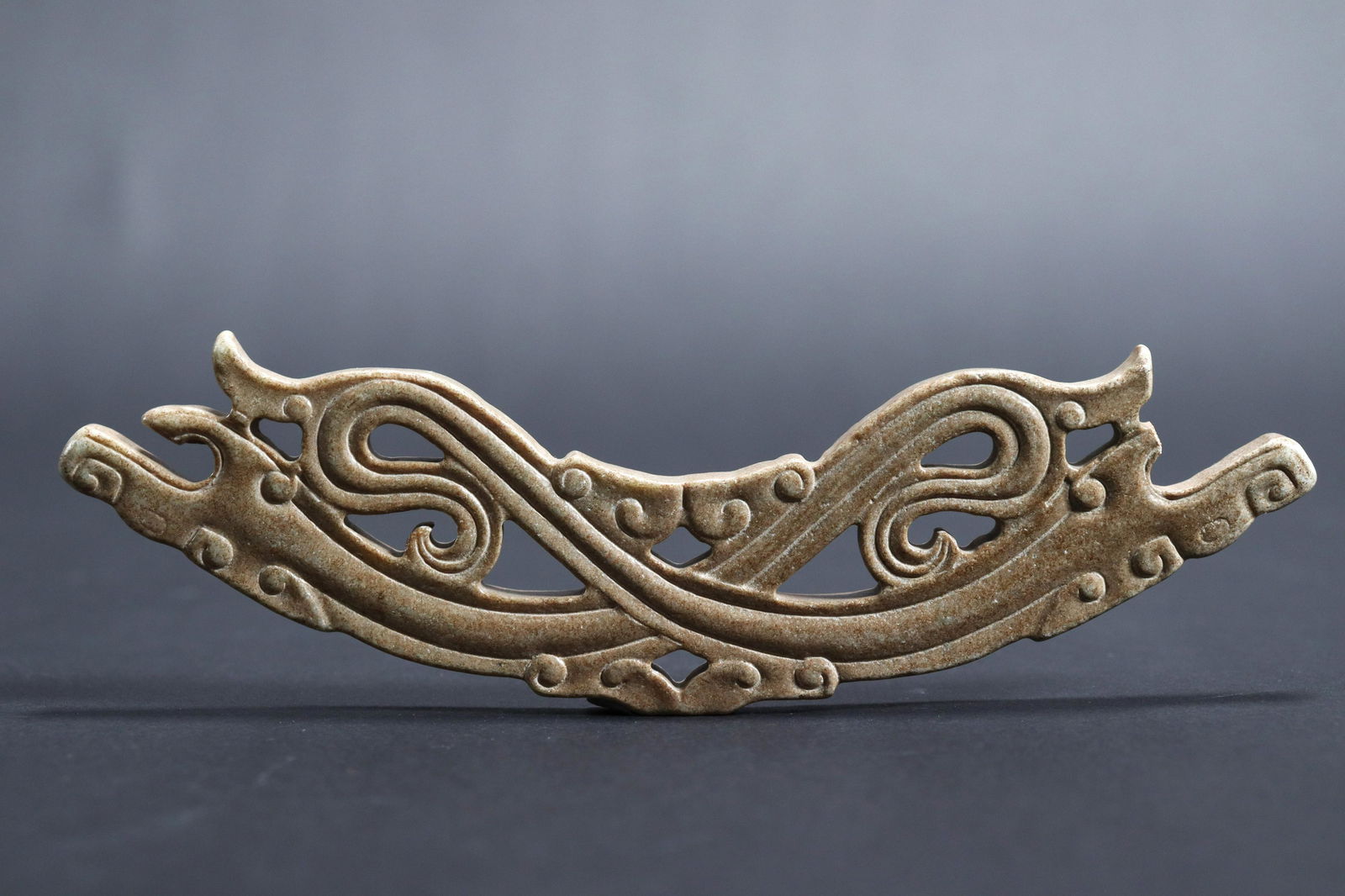 Chinese archaic jade dragon (1 of 5)