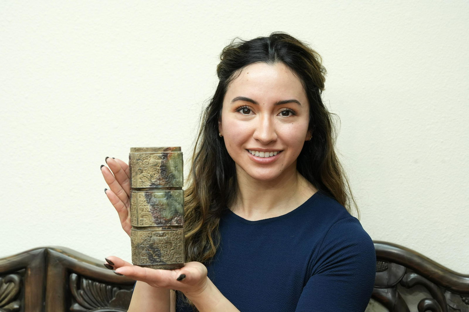 Chinese archaic jade ornament (1 of 8)