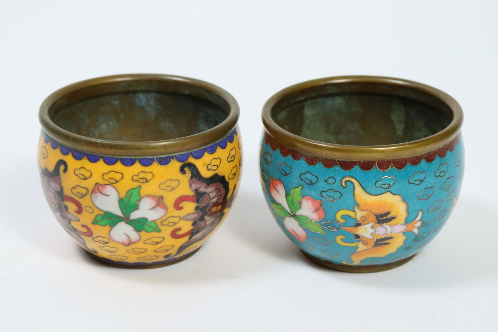 2 pcs Chinese cloisonne censer (1 of 8)