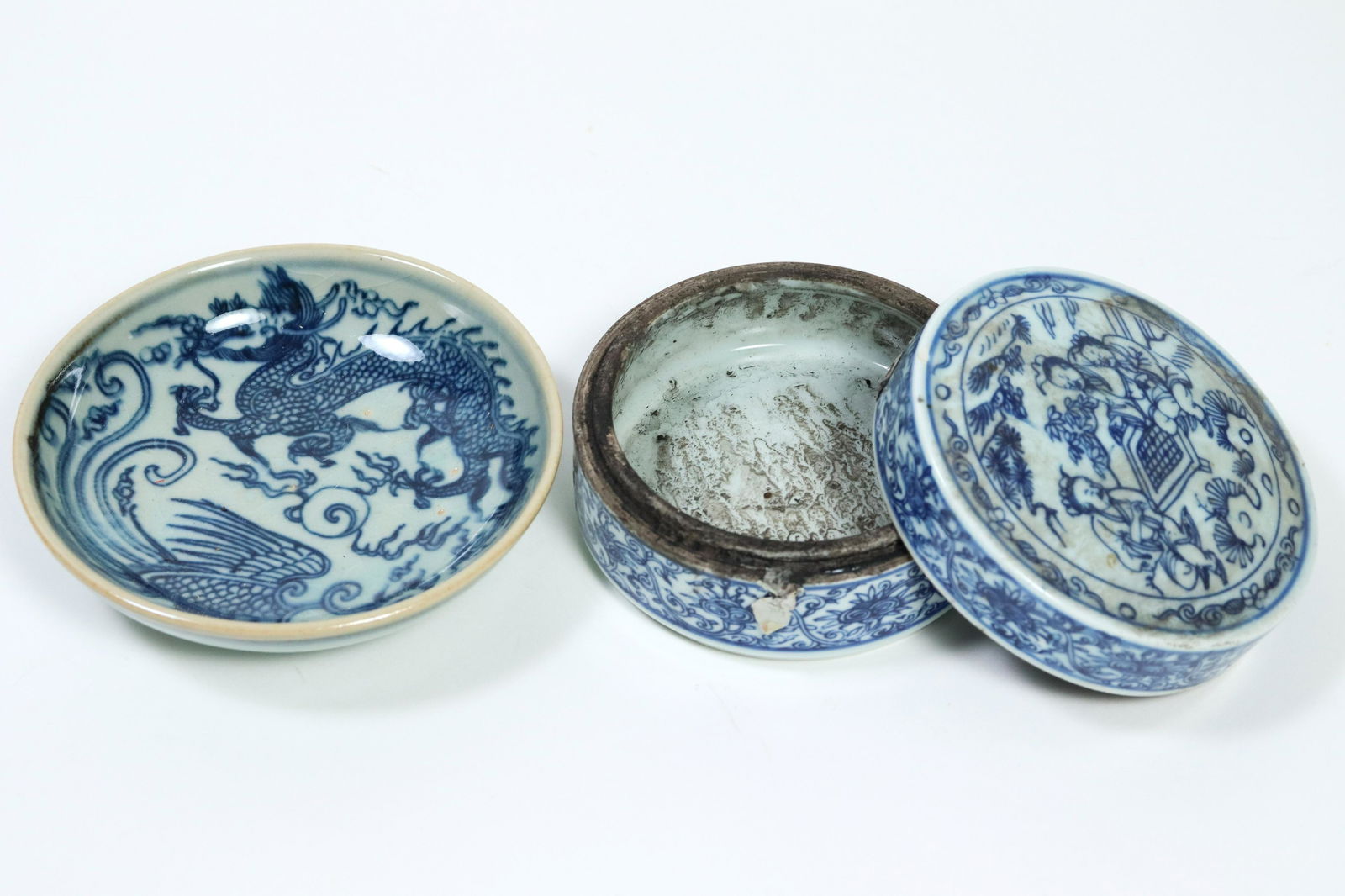 2 pcs Chinese b/w items (1 of 7)