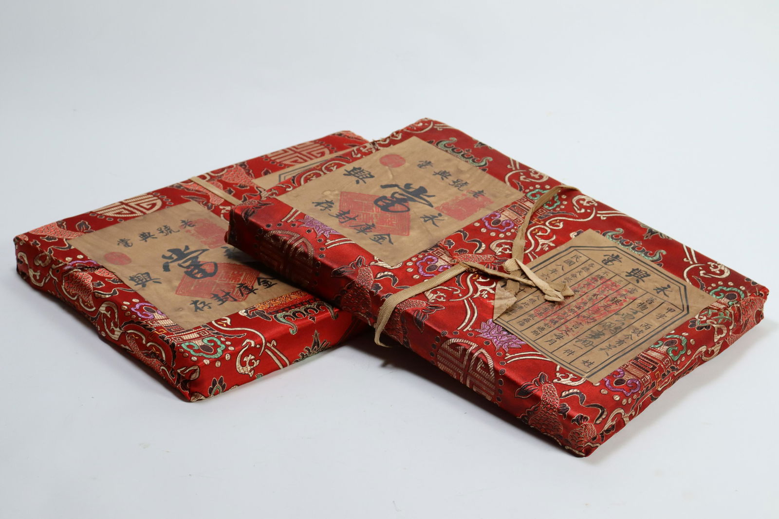 2 pcs Chinese large album (1 of 6)
