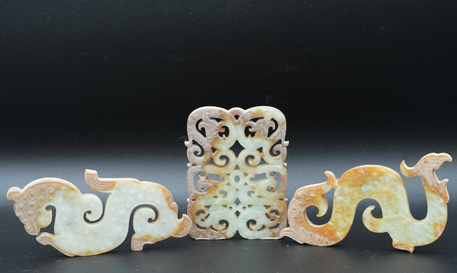 3 pcs Chinese jade ornaments (1 of 6)