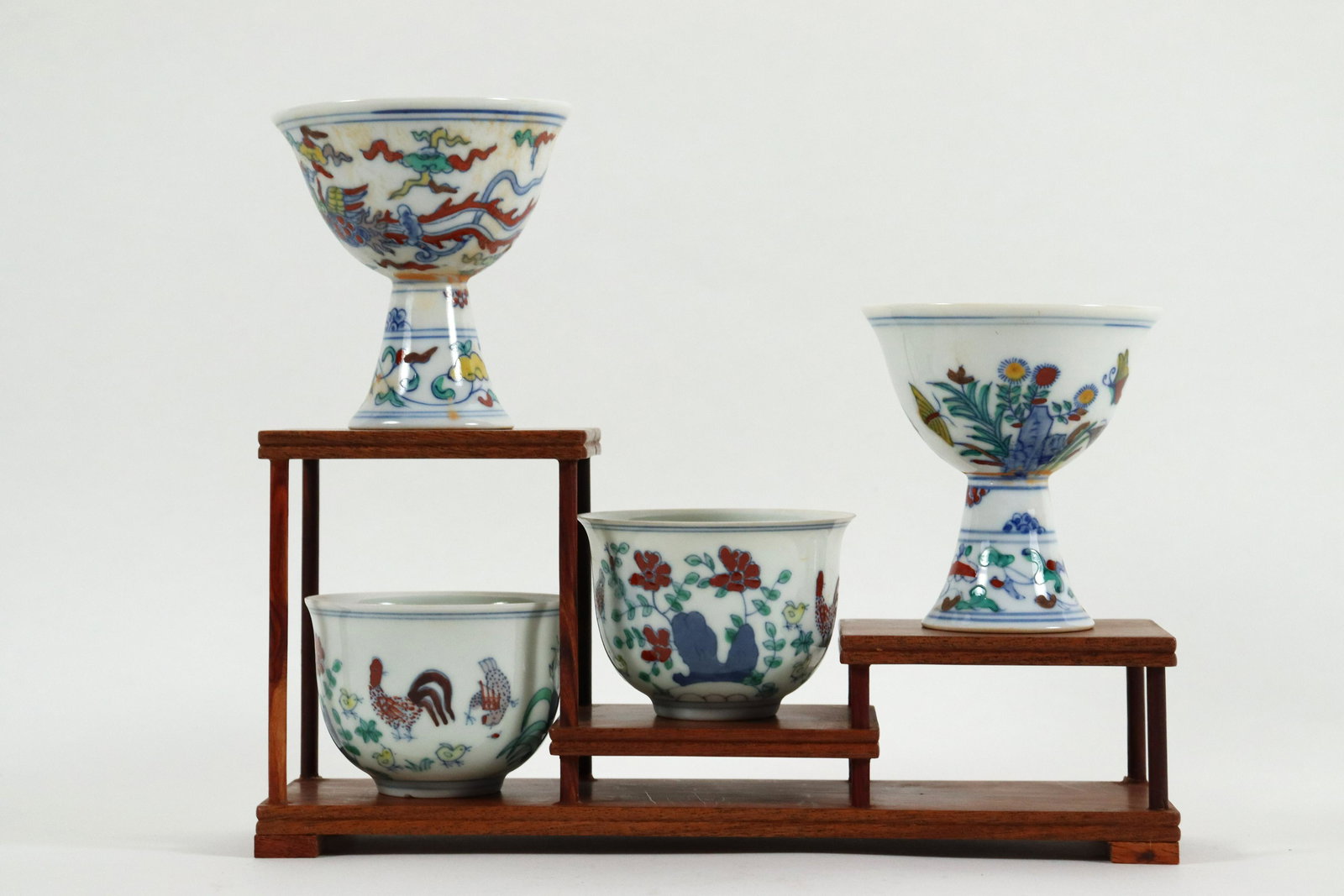 4 pcs Chinese fancy cups (1 of 7)