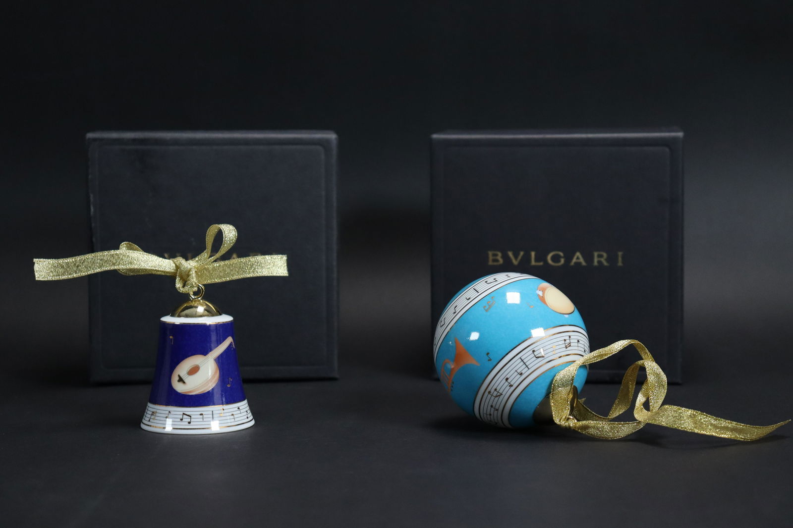 2 pcs Bvlgari fine ornaments (1 of 8)