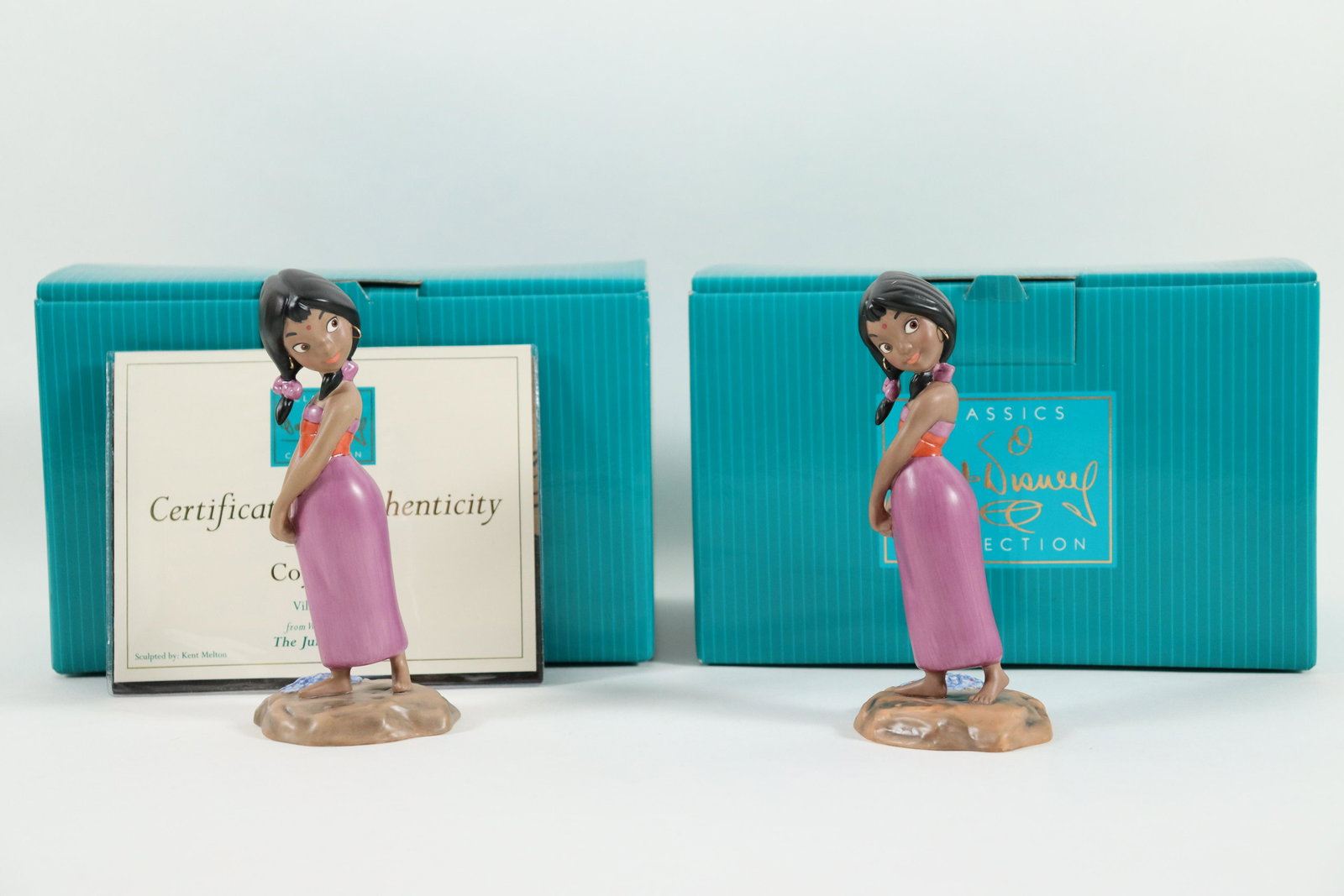 2 pcs WDC Village Girl figurine (1 of 10)