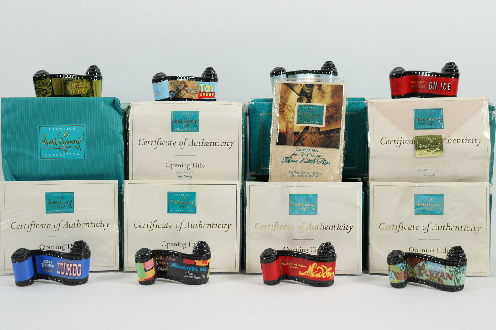 8 pcs WDC fine figurines (1 of 7)